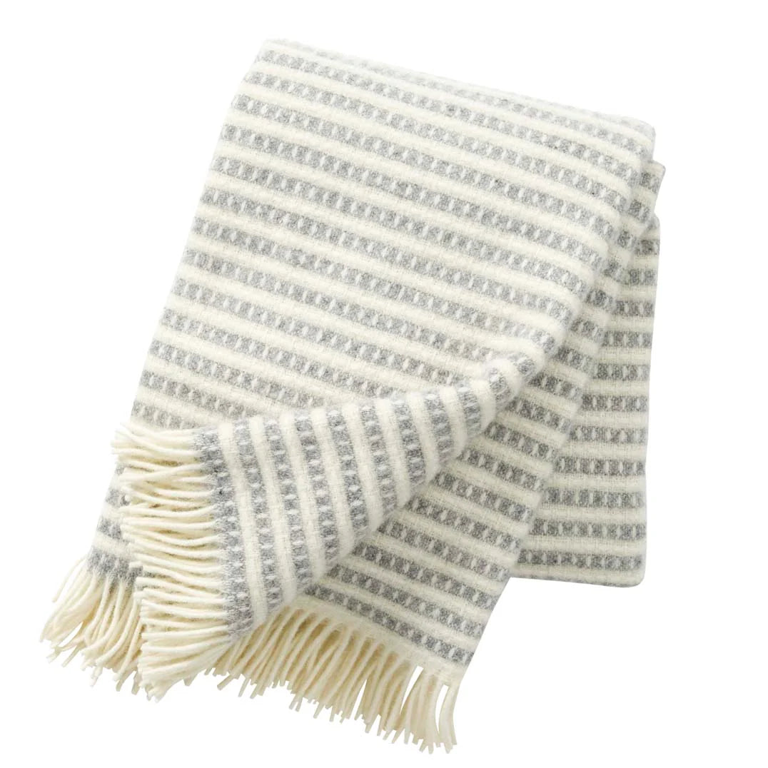 Klippan - Olle ljusgrå, ekologisk ullpläd